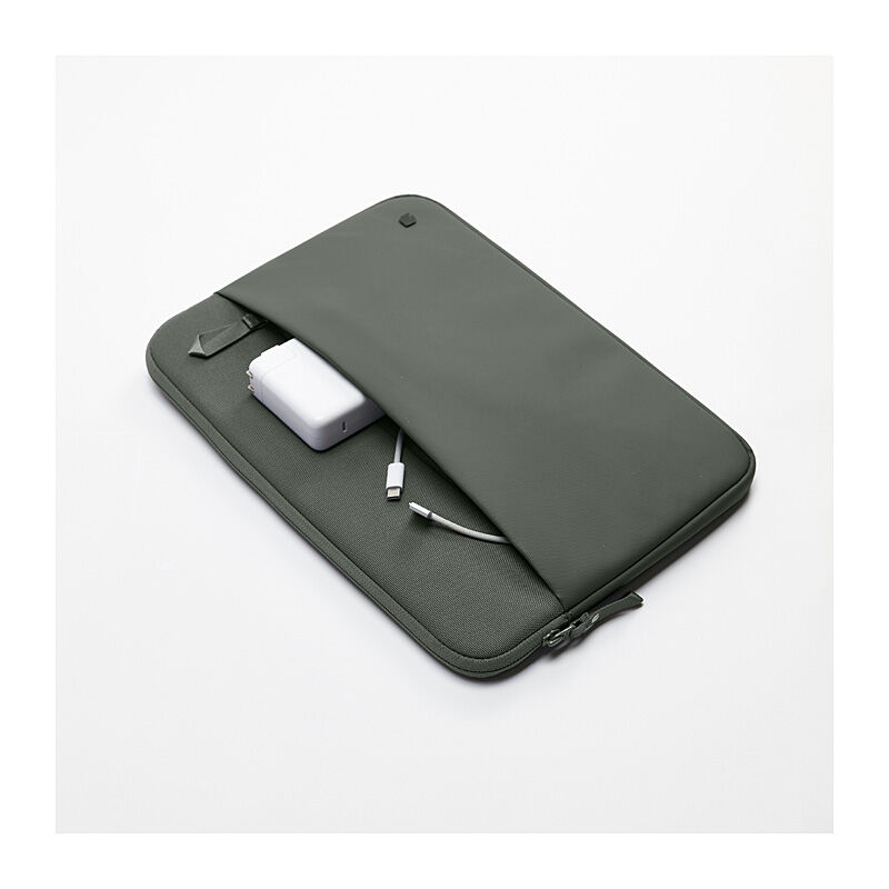 Incase A.R.C. Carry Sleeve - for 14in Laptop - Smoked Ivy Incase A.R.C. Carry Sleeve - for 14in Laptop - Smoked Ivy